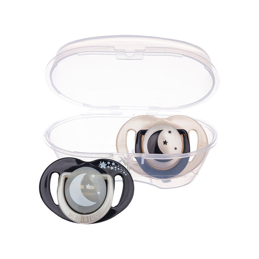 Mamajoo Sterilizasyon & Saklama Kutulu Black & Pearl Desenli İkili Ortodontik Emzik Gece & Gündüz / 6 Ay+