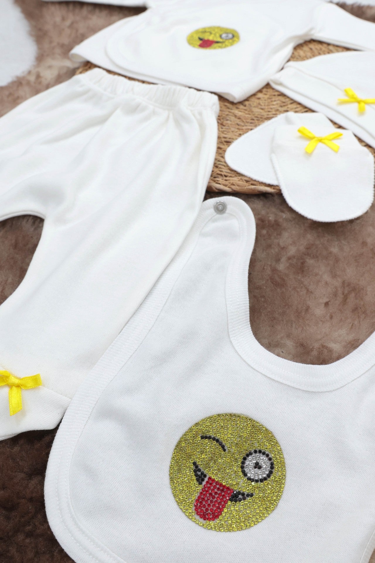 Sema Baby 5 Parça Hastane Çıkışı Zıbın Seti 0-3 Ay