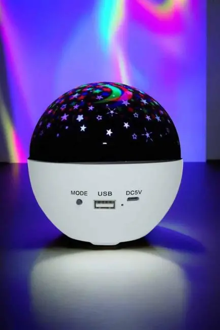 Gece Lambası Renkli Yıldızlı Gökyüzü Projeksiyon Gece Tavan Yansıtma