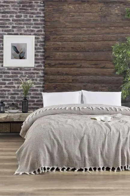 Çift Kişilik Yatak Pikesi Piramit Kahve 200 x 230 Cm