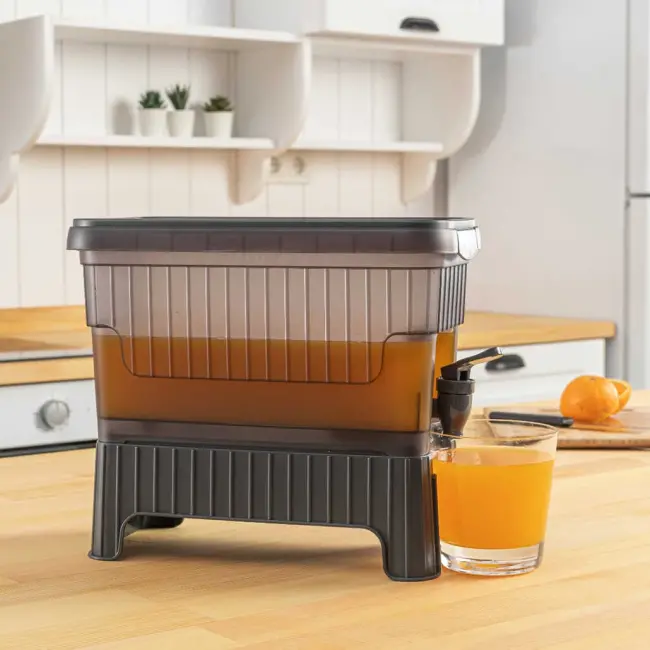 Gri Buzdolabı İçi Musluklu Ayaklı Su -limonata - İçecek Sebili Piknik Bidonu 4 Lt