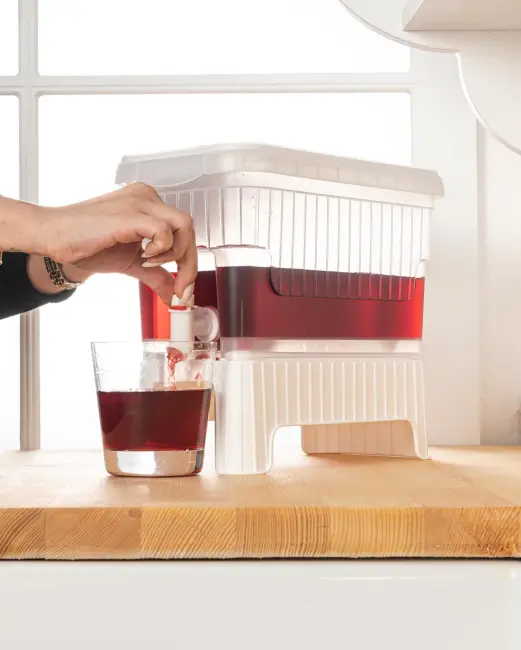 Beyaz Buzdolabı İçi Musluklu Ayaklı Su -limonata - İçecek Sebili Piknik Bidonu 4 Lt