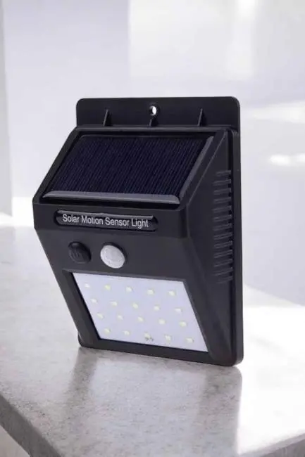 Solar Güneş Enerji Panelli Sensörlü Lamba Enerji Tasarruflu