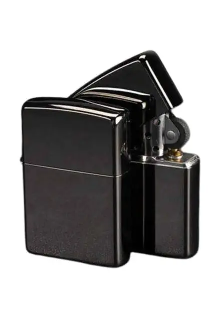 Erkeklere Özel Hediyelik Eşya Zippo Metalik Benzinli Çakmak Doldurulabilir