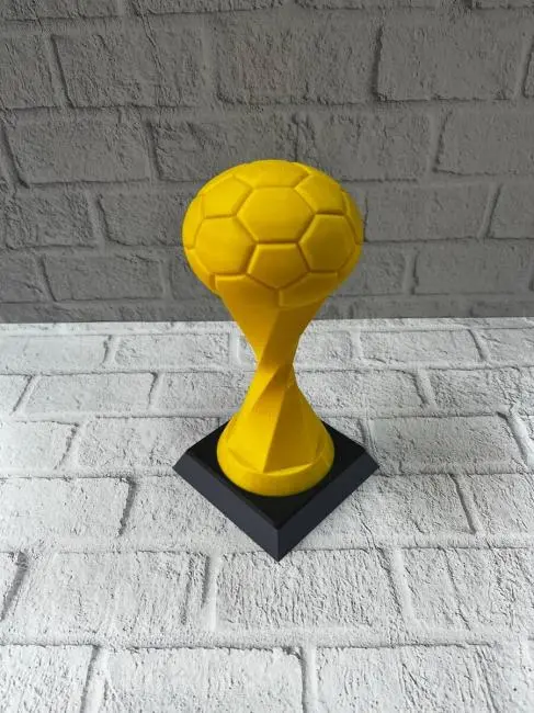 Futbol Toplu Sarı Kupa 21cm Masaüstü Dekor Ödül Figürü