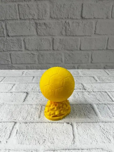 Mini FIFA Futbol Topu Biblo Sarı Renk 10cm Spor Temalı Dekor