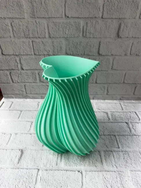 24 cm Turkuaz Kalp Formlu Büyük Boy Vazo Estetik Dekor Ürünü