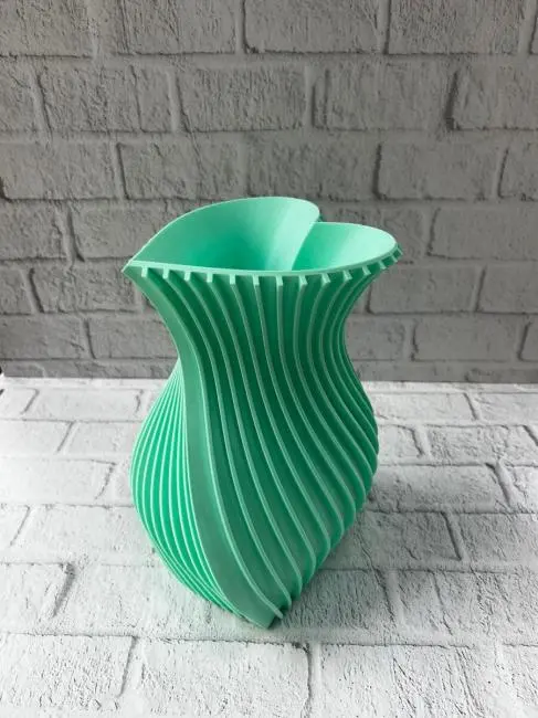 Kalpli Turkuaz Dekoratif Vazo 24 cm Modern Şık Tasarım