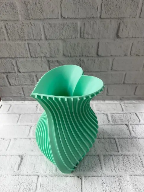 Kalpli Turkuaz Dekoratif Vazo 24 cm Modern Şık Tasarım