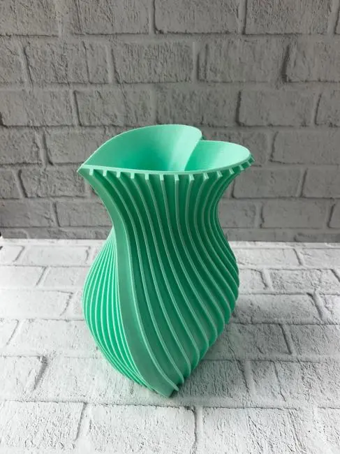 Kalpli Turkuaz Dekoratif Vazo 24 cm Modern Şık Tasarım