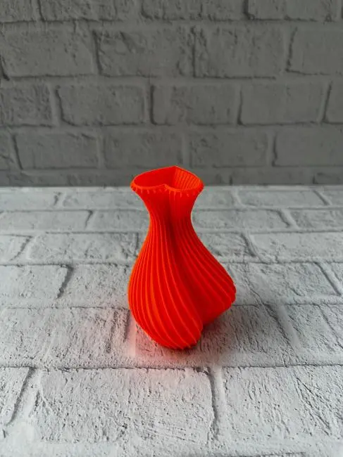 Kalpli Turuncu Dekoratif Vazo 11 cm Modern Şık Masaüstü Aksesuar