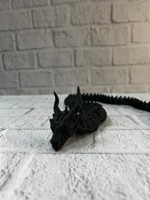 Siyah Hareketli Ejderha Figürü Esnek Gövdeli Dekoratif Tasarım 60 cm