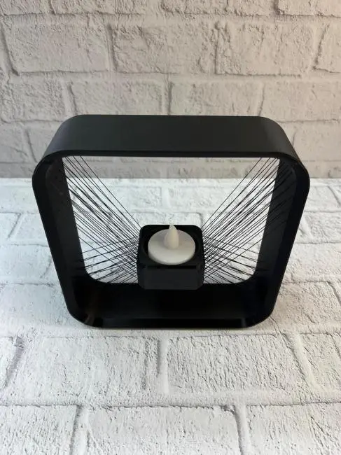 Askılı Kare Mumluk Duvar Dekoru Loş Salon ve Modern Mekanlar