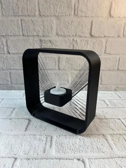 Askılı Kare Mumluk Duvar Dekoru Loş Salon ve Modern Mekanlar