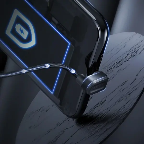 KUULAA U-shape Mobile Game İPhone Oyuncu Şarj Kablosu 1Metre-(5775)