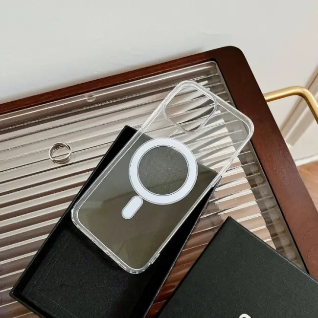 ALLY iPhone 15 Pro Magsafe Uyumlu Manyetik Şeffaf Silikon Kılıf-(5775)