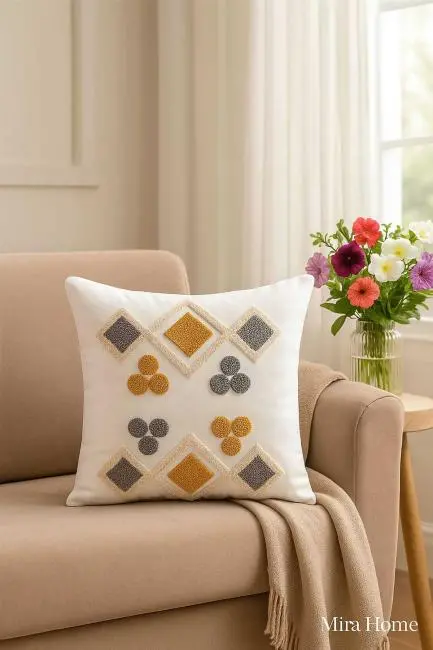 Mira Home Dekoratif Punch Yonca Nakışlı Kırlent Kılıfı