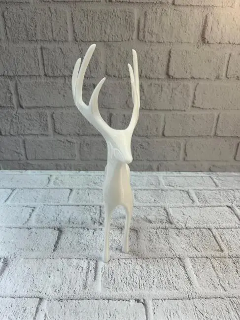Beyaz Dekoratif Geyik Figürü Şık Ev Aksesuarı