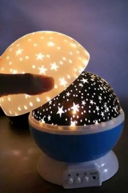 Çocuklara Özel Yıldızlı Gece Lambası