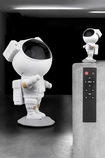 Çocuklara Özel Projeksiyon Astronot Lamba Speaker Sevimli