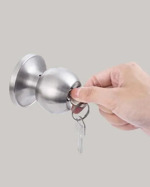 Mat Renk Topuzlu Kapı Kilidi – Giriş Tipi