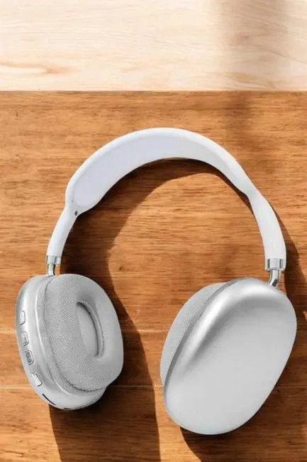 P9 Plus Kablosuz Kulak Üstü Bluetooth Kulaklık Beyaz Yüksek Ses Kaliteli