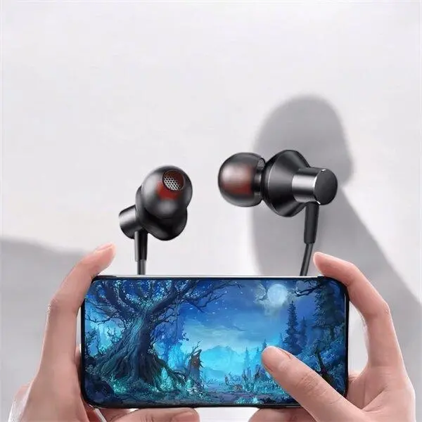 Boyun Bantlı Kablolu Kulaklık ANC Özelliği Uzun Şarj Süreli Sporcu Kulaklığı