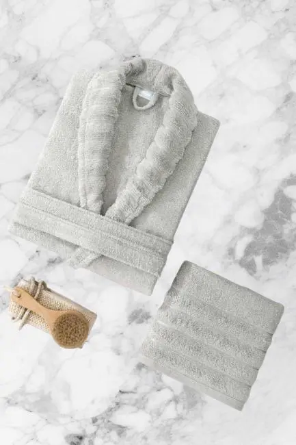 AquaLoom Lüx Bornoz ve Havlu Seti %100 Pamuklu Açık Gri
