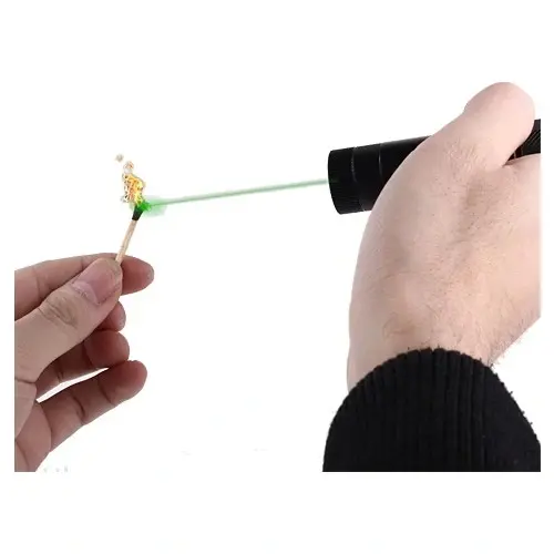 Yeşil Şarjlı Lazer Pointer 5000 (yakar)