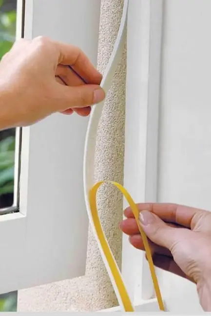 9 Metre Pencere Izolasyon Bandı Yapışkanlı Cam Yalıtım Süngeri Rüzgar Soğuk Kesici Pimapen Fitili